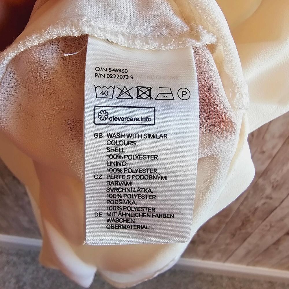 H&M women's top blouse cream - Picture 6 of 7